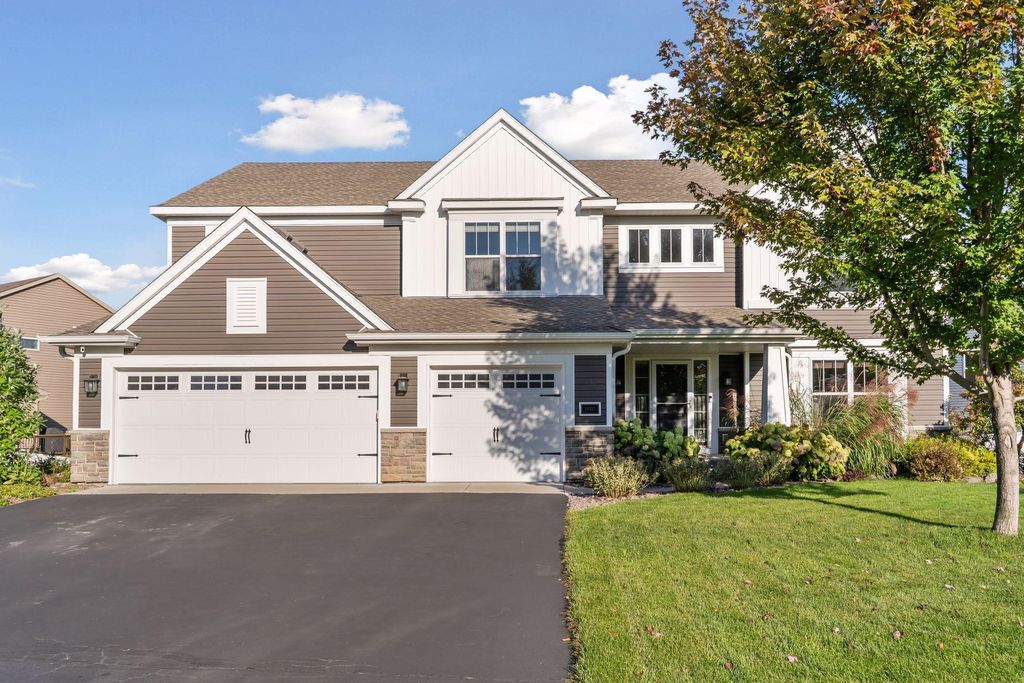 20413 Everton Trail N, Forest Lake, MN 55025