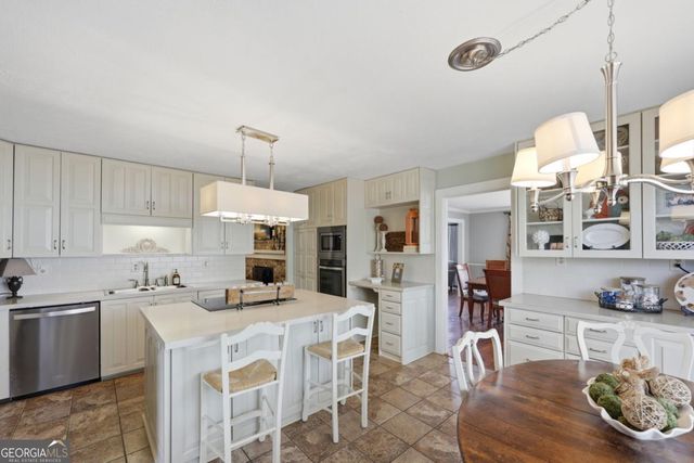 1104 Lanier Avenue, Gainesville, GA 30501