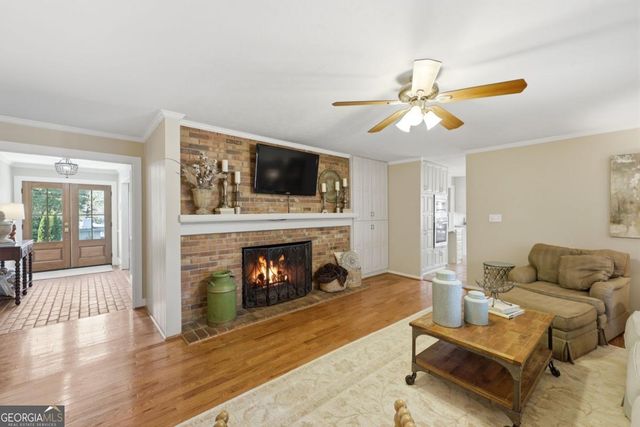 1104 Lanier Avenue, Gainesville, GA 30501