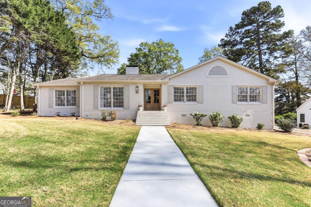 1104 Lanier Avenue, Gainesville, GA 30501