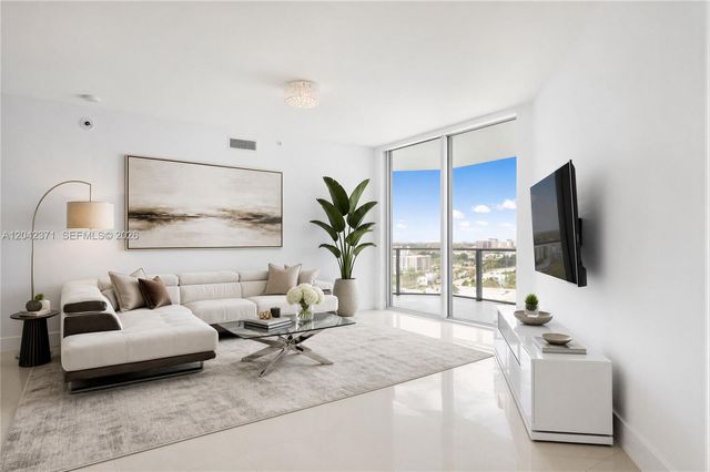 17301 Biscayne Boulevard 1704, North Miami Beach, FL 33160