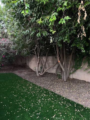 10904 N Darby Avenue, Porter Ranch, CA 91326