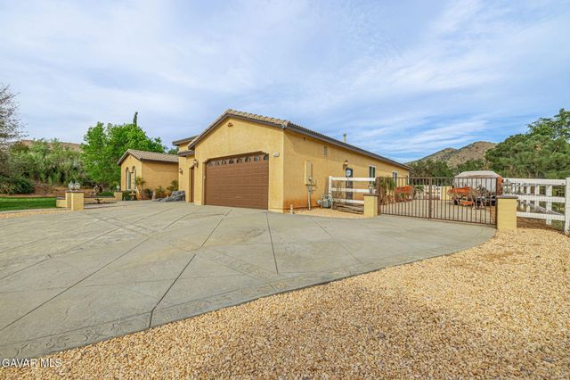 33442 Desert Road, Acton, CA 93510