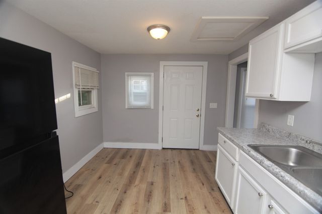 818 charlotte Street, Davenport, IA 52803