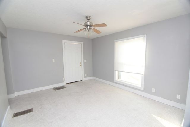 818 charlotte Street, Davenport, IA 52803