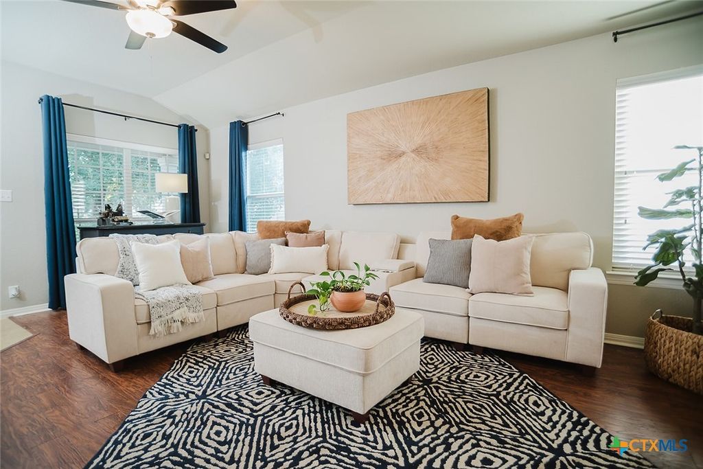2432 Kolton, New Braunfels, TX 78130