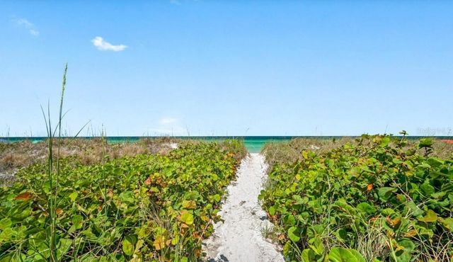 2700 GULF BOULEVARD 2, Belleair Beach, FL 33786