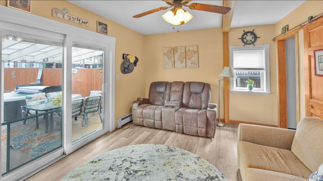 93 Grant Avenue, Farmingdale, NY 11735