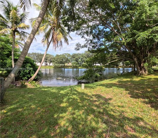1211 SW 84th Ter 1211, Pembroke Pines, FL 33025
