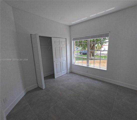 1211 SW 84th Ter 1211, Pembroke Pines, FL 33025