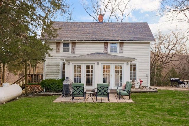 22463 George Road, Tonganoxie, KS 66086