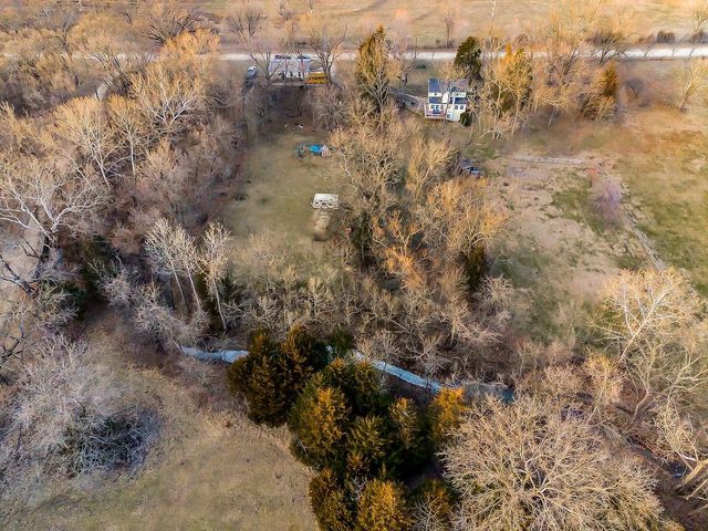 22463 George Road, Tonganoxie, KS 66086