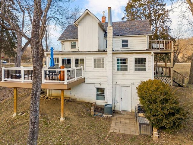 22463 George Road, Tonganoxie, KS 66086