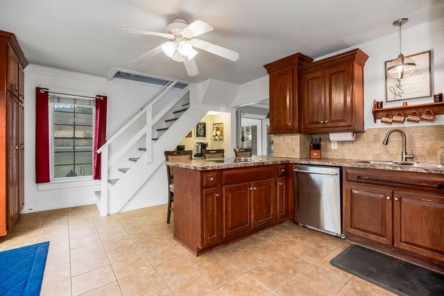 22463 George Road, Tonganoxie, KS 66086