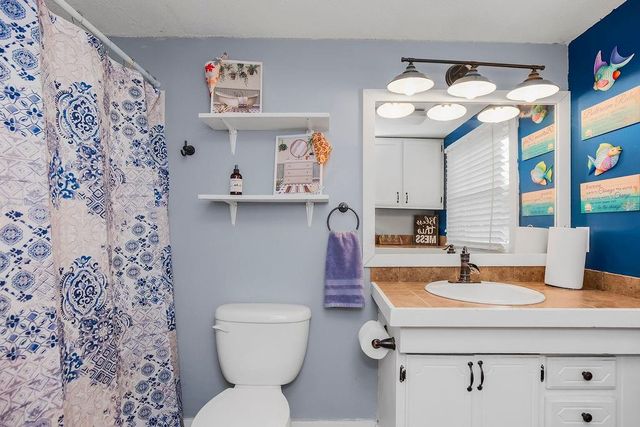 22463 George Road, Tonganoxie, KS 66086