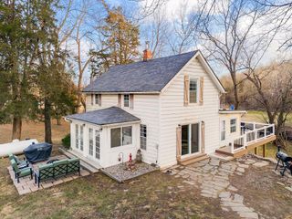 22463 George Road, Tonganoxie, KS 66086