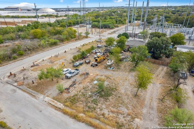 6004 Rotary, San Antonio, TX 78202