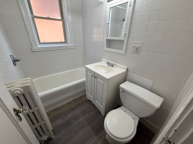 2105 Grove Avenue 102, Berwyn, IL 60402