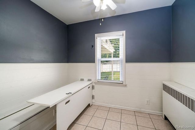 165 Bowers Street, Clawson, MI 48017