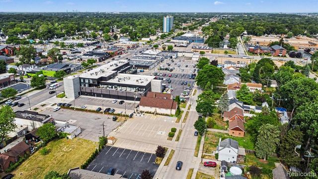 165 Bowers Street, Clawson, MI 48017