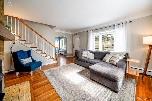 165 Bowers Street, Clawson, MI 48017