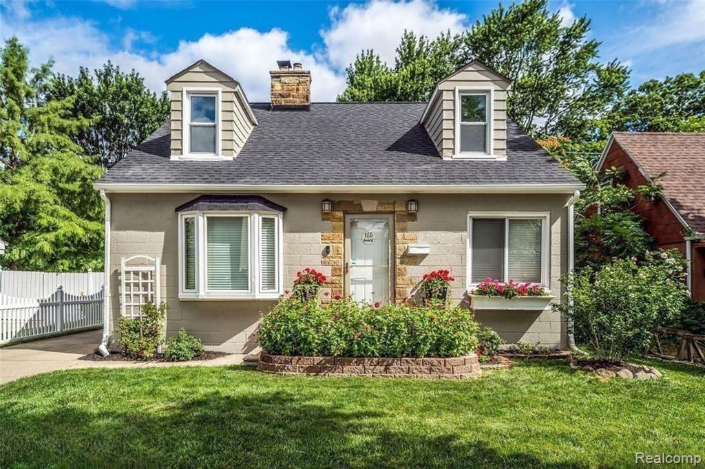 165 Bowers Street, Clawson, MI 48017