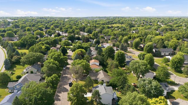 9244 Andrea Drive, Woodbury, MN 55125