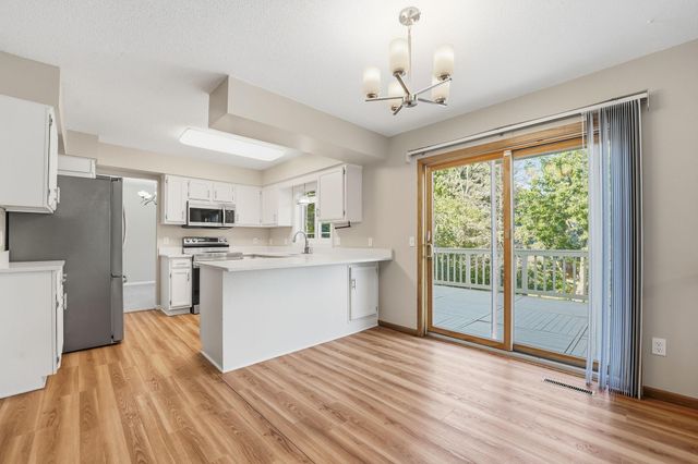 9244 Andrea Drive, Woodbury, MN 55125