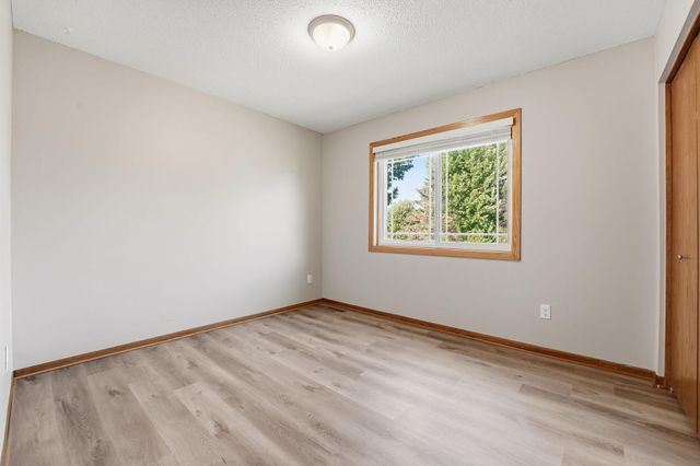 9244 Andrea Drive, Woodbury, MN 55125