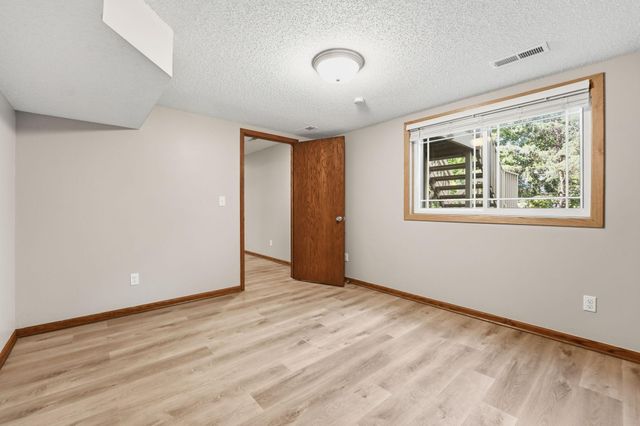 9244 Andrea Drive, Woodbury, MN 55125