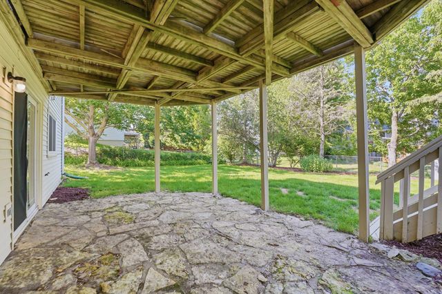 9244 Andrea Drive, Woodbury, MN 55125