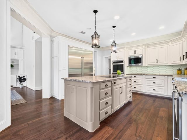 3003 Canyon Bluff Court, Copper Canyon, TX 76226