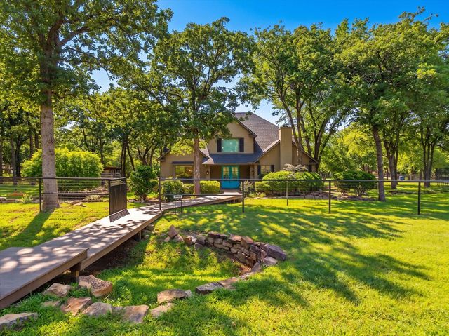 3003 Canyon Bluff Court, Copper Canyon, TX 76226
