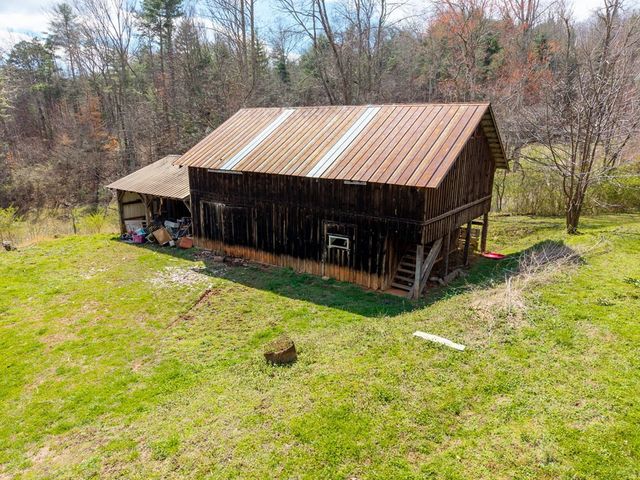 1669 Hiwassee Dam Access Road, Murphy, NC 28906