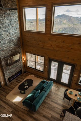 3051 Hatcher Top Road, Sevierville, TN 37862