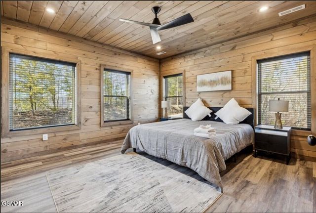 3051 Hatcher Top Road, Sevierville, TN 37862