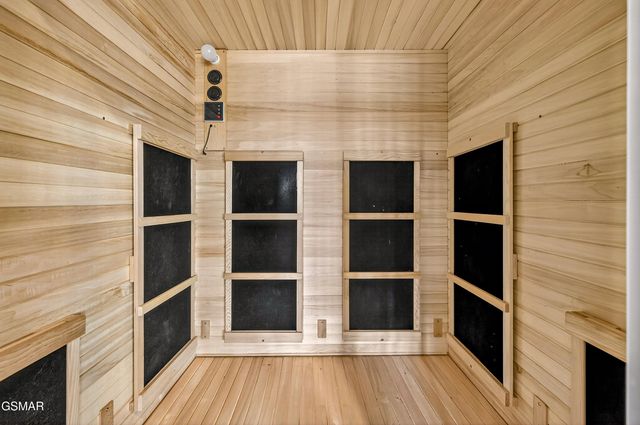 3051 Hatcher Top Road, Sevierville, TN 37862