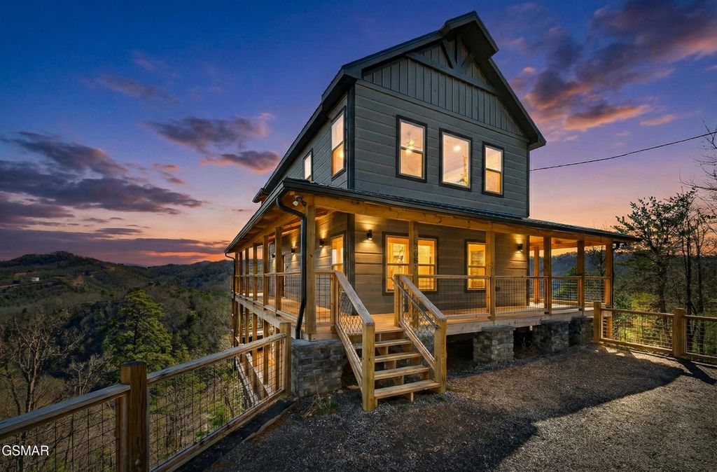 3051 Hatcher Top Road, Sevierville, TN 37862