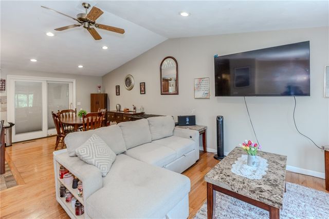 91 Curry Road, Cranston, RI 02920