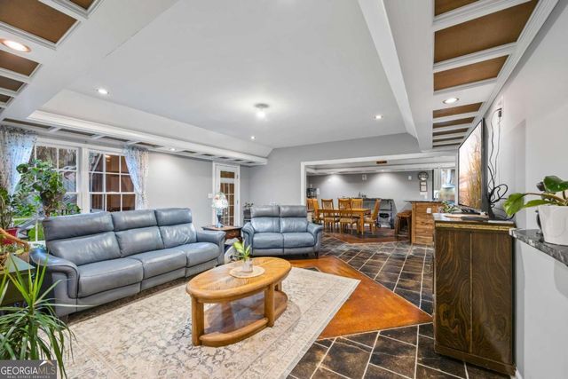 1050 Summit Oaks Drive, Watkinsville, GA 30677