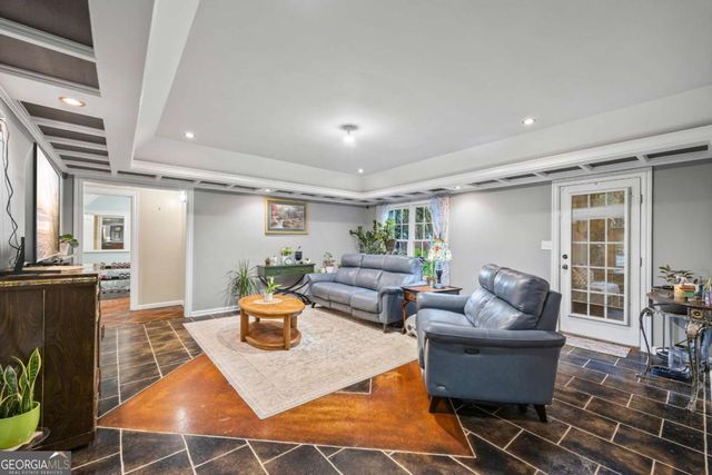 1050 Summit Oaks Drive, Watkinsville, GA 30677