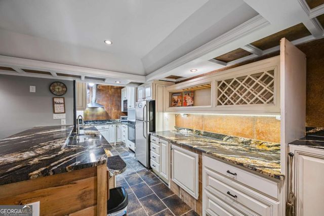 1050 Summit Oaks Drive, Watkinsville, GA 30677