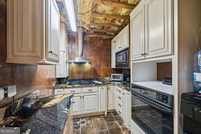 1050 Summit Oaks Drive, Watkinsville, GA 30677