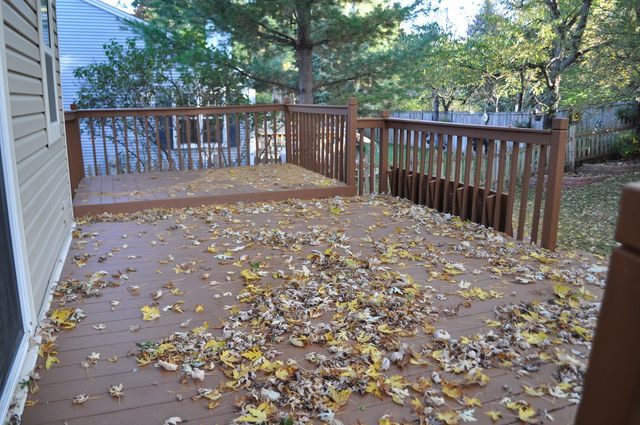 15 Whispering Drive, Streamwood, IL 60107