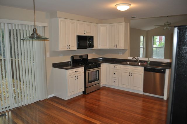 15 Whispering Drive, Streamwood, IL 60107