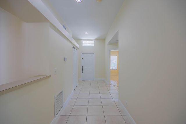 9497 Boca Gardens Parkway A, Boca Raton, FL 33496