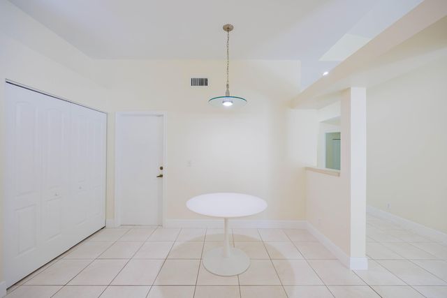 9497 Boca Gardens Parkway A, Boca Raton, FL 33496