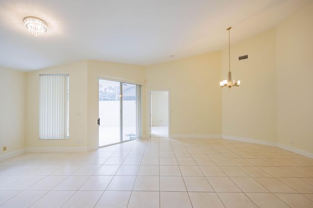 9497 Boca Gardens Parkway A, Boca Raton, FL 33496