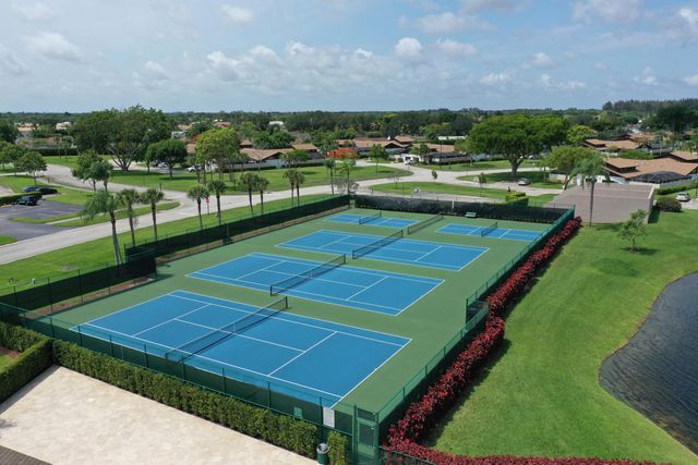 9497 Boca Gardens Parkway A, Boca Raton, FL 33496