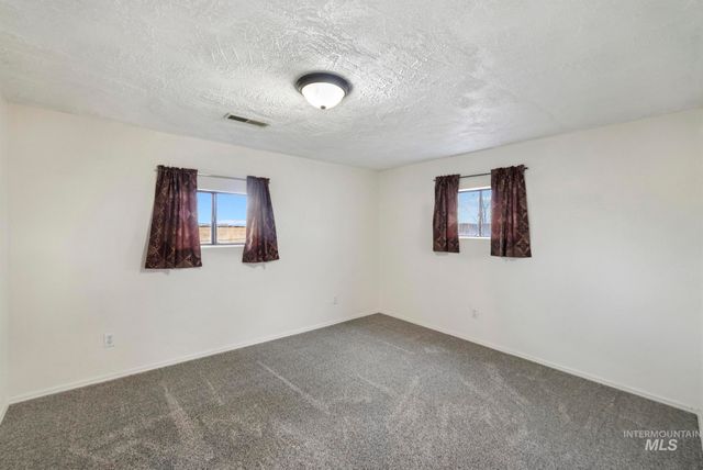 123 E 400 S, Jerome, ID 83338